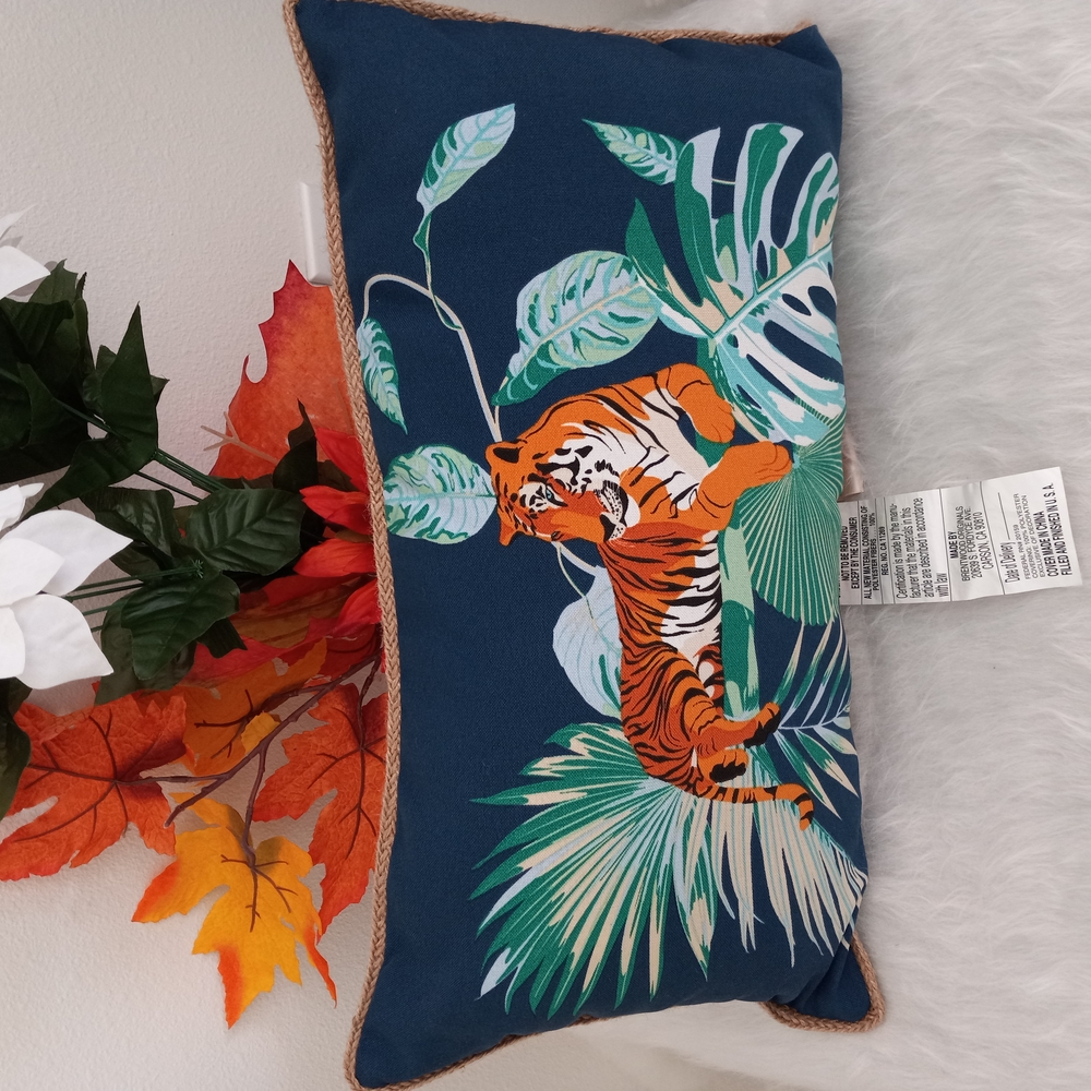 Allen + Roth Tropical Tiger Decorative Pillows - Picture 5 of 7